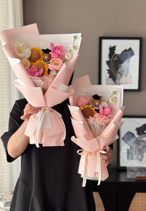 Crochet Graduation Bear Bouquet - Pink