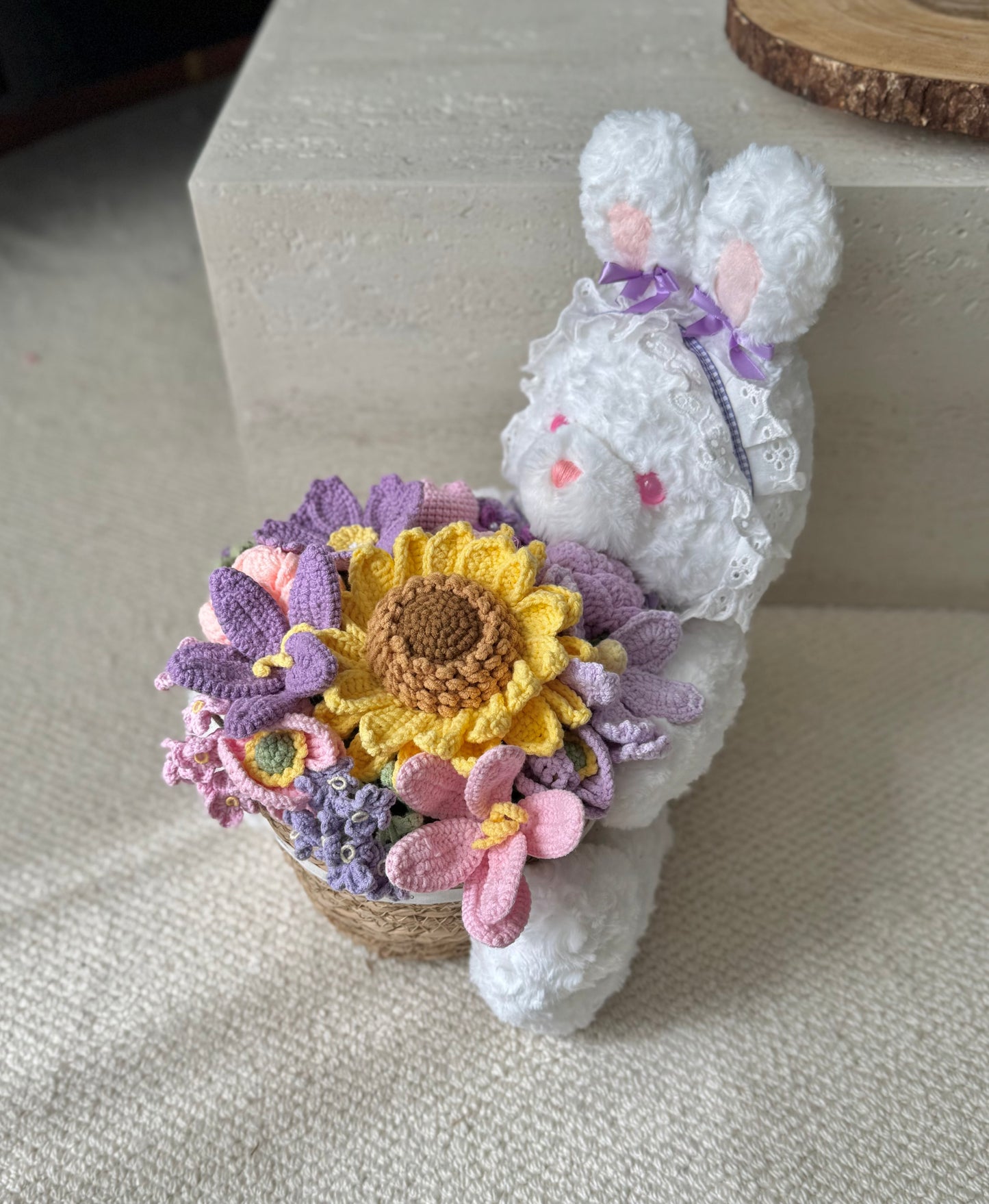 Bloom Companion Basket – Crochet Flowers & Plush