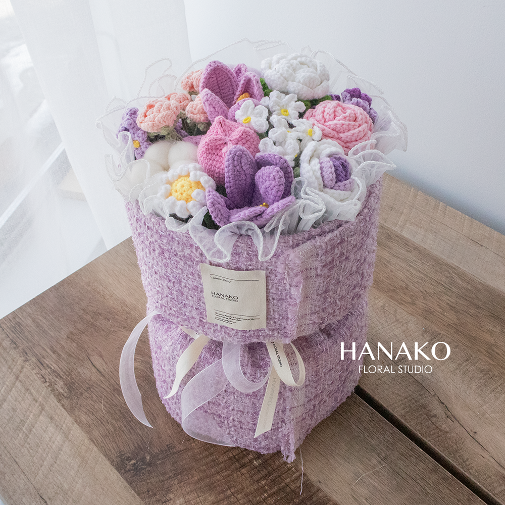 Russian Style Crochet Flowers Bouquet